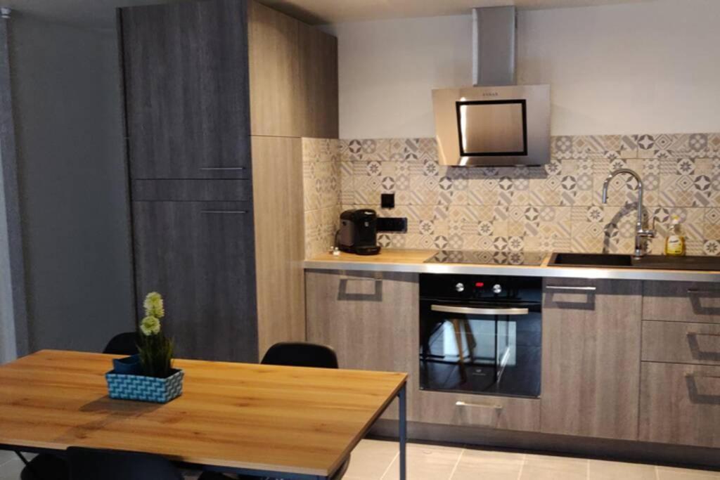 Le Blue, Appartement De Standing En Hyper-Centre Сарґемін Екстер'єр фото